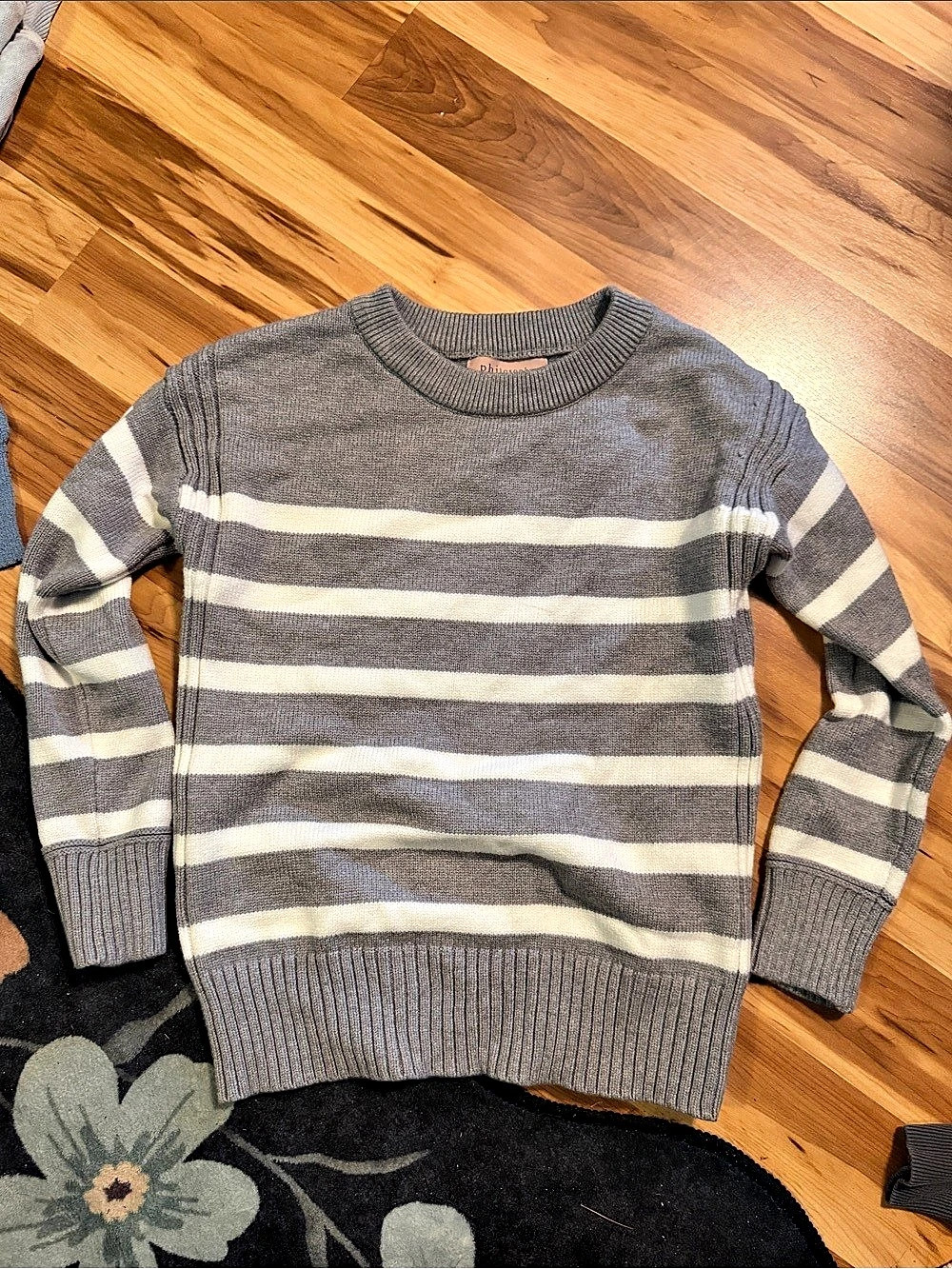 philosophy Striped Crew Neck Sweater Gray & White Size XS